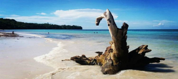 Pantai Samboang Memesona di Bulukumba